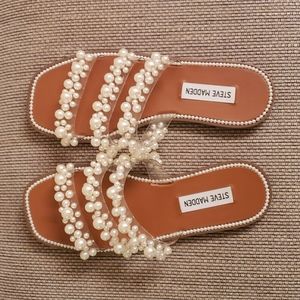 Steve Madden sandals